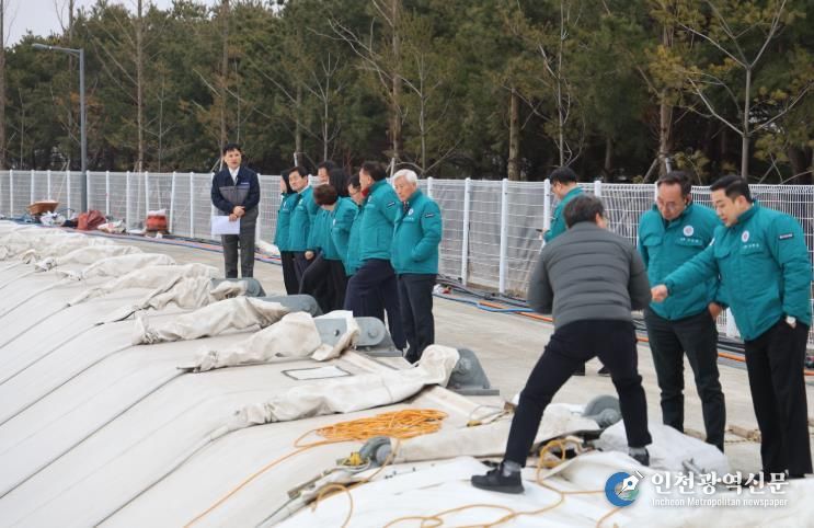 서산시의회, 서산 산폐장 에어돔 복구 현장방문