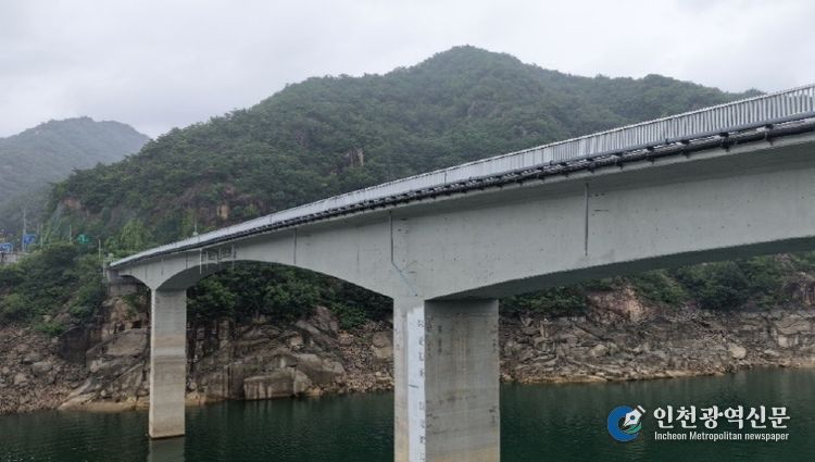 거더 외부 및 바닥판 하면(시공 후)