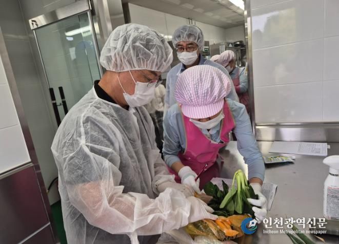 보은교육지원청,  안전한 학교급식 교육장이 직접 챙긴다