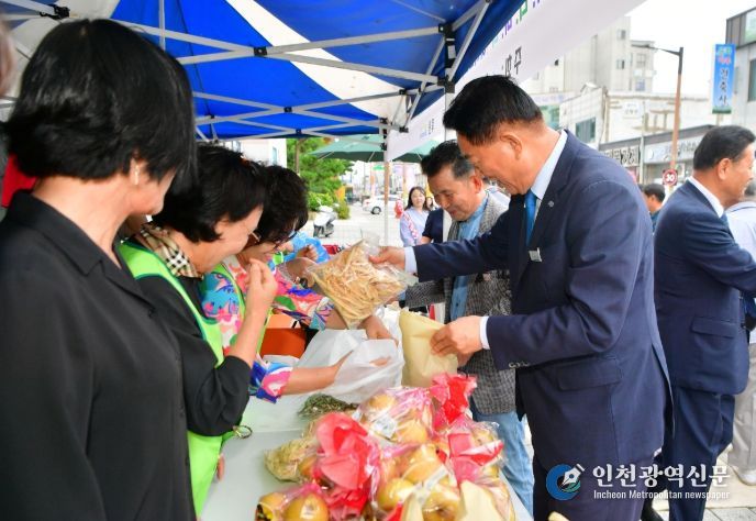 ‘사랑의 나눔 알뜰 매장, 아나바다 행사’ 운영