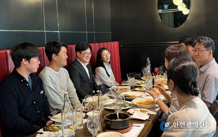 김병수 김포시장이 ‘통통데이’를 통해 정보통신과 직원들과 소통의 시간을 가졌다.