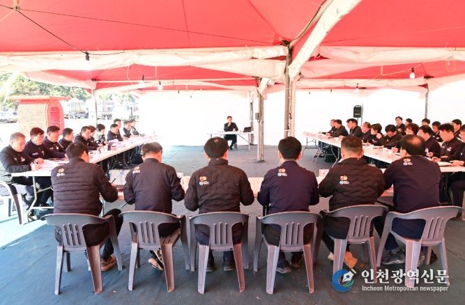 윤경희 청송군수, 축제장 현장점검 및 확대 간부회의