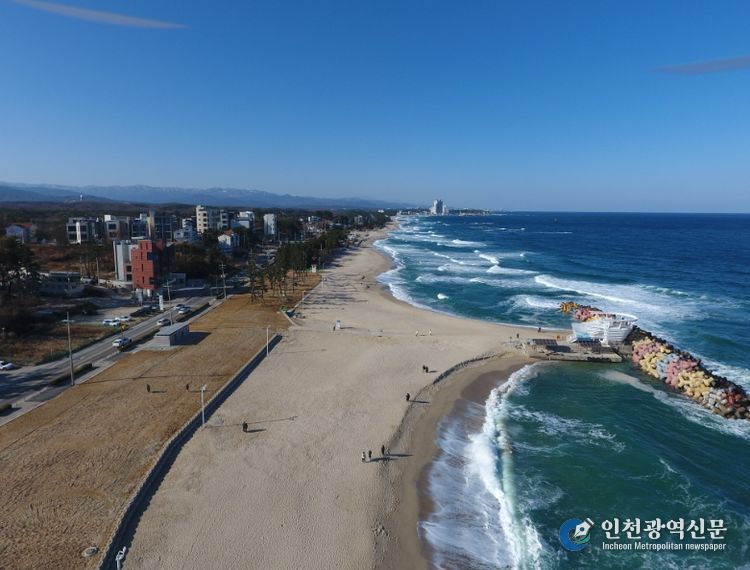 강릉시 사근진해변