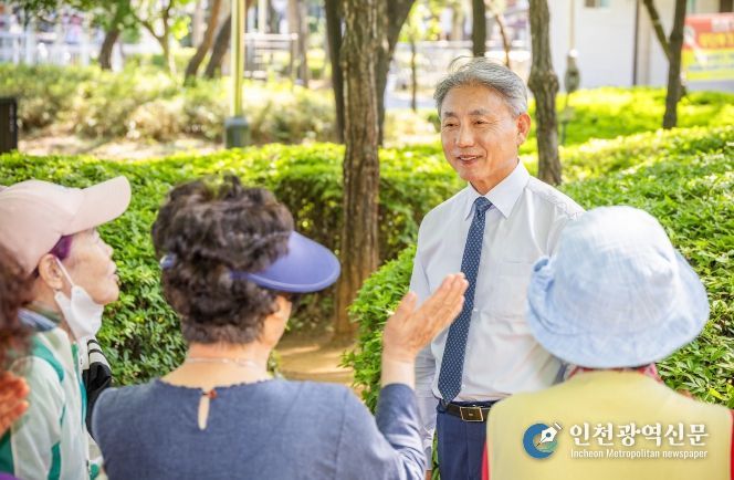 윤환 구청장, 현장 중심 소통행정 구현