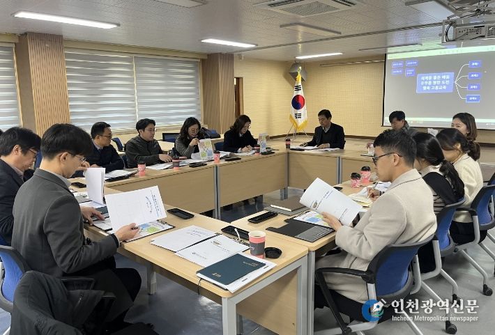 고흥군 교육발전특구, ‘배움이 정주로 이어지는’ 지역인재 키운다 (2) - 고흥교육지원청과 고흥 비전 결정 회의