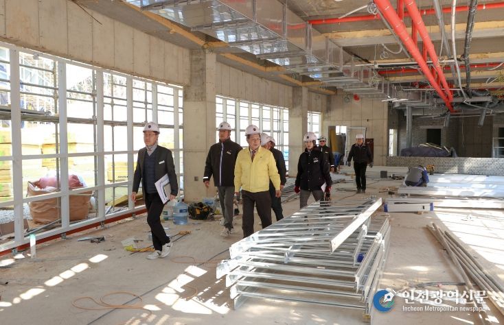 고성군수, 고성군 의회 의장 해양치유센터 건립사업 추진상황 점검