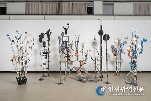 전시 참여작가 및 작품 이미지