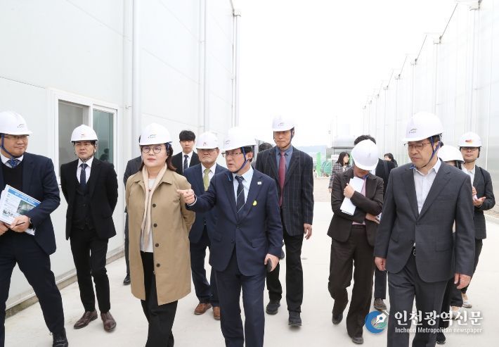 기후에너지환경부 장관, 상주시 스마트팜혁신밸리 수열에너지 도입 현장 방문