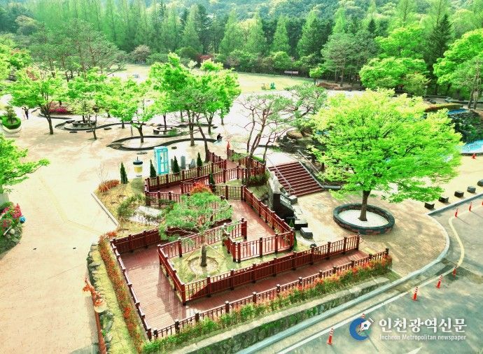 금오산 장애 나무 바닥길(무장애 데크)