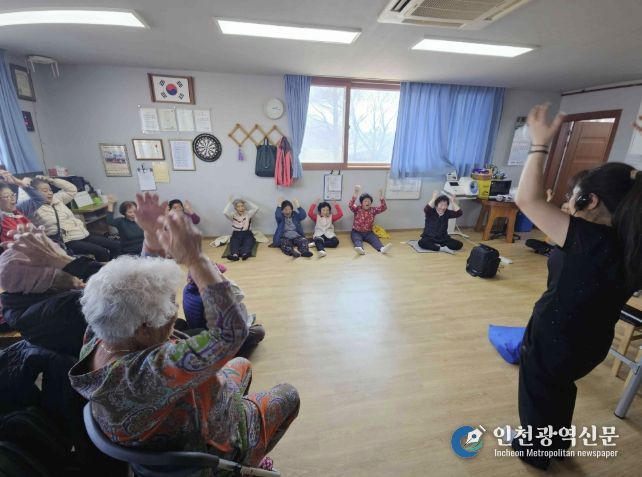연천군 청산면 주민자치위원회, ‘찾아가는 어르신 웃음 체조 교실’ 본격 운영
